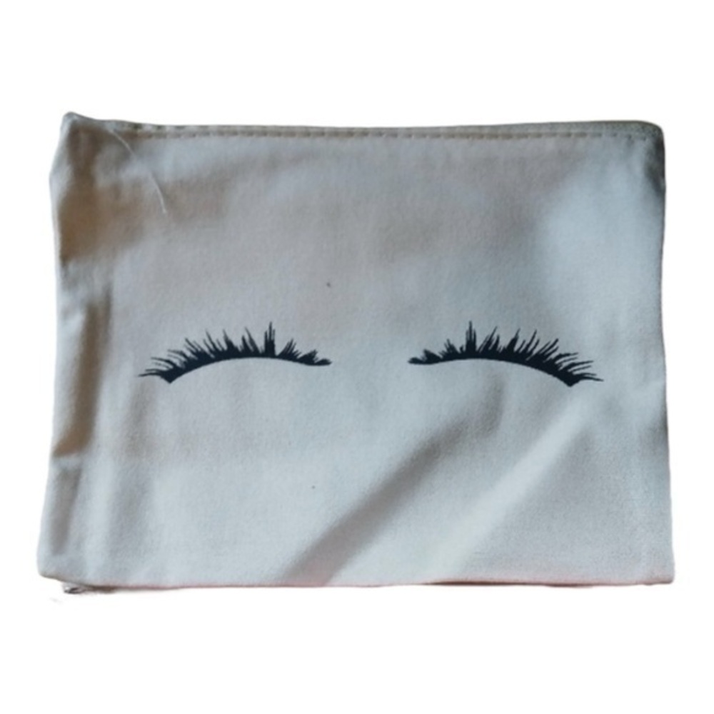 5/$25 NWOT Chic White Pouch Cosmetic Makeup Bag with Eyelash Print